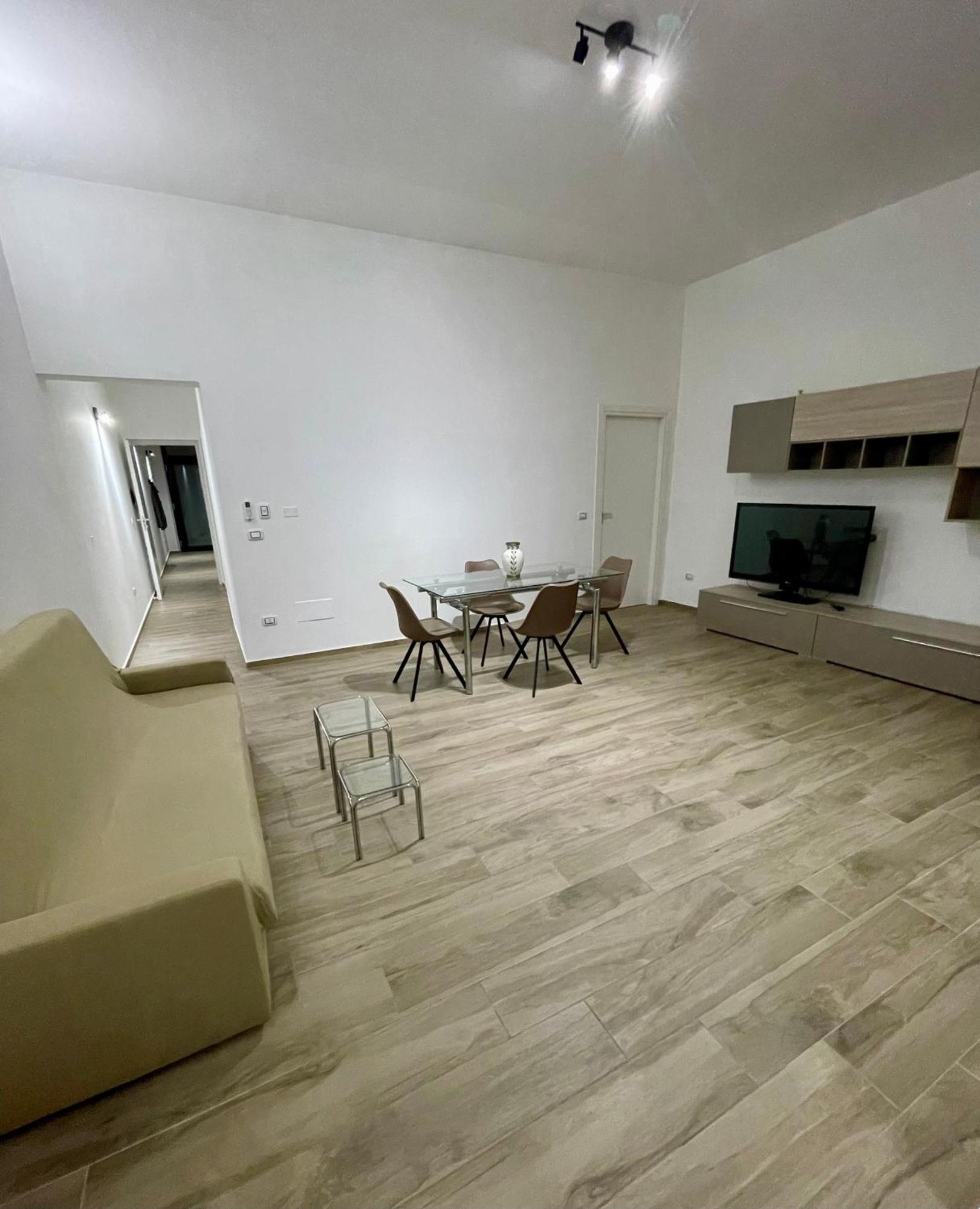 Cristina Home San Pietro Vernotico Kültér fotó