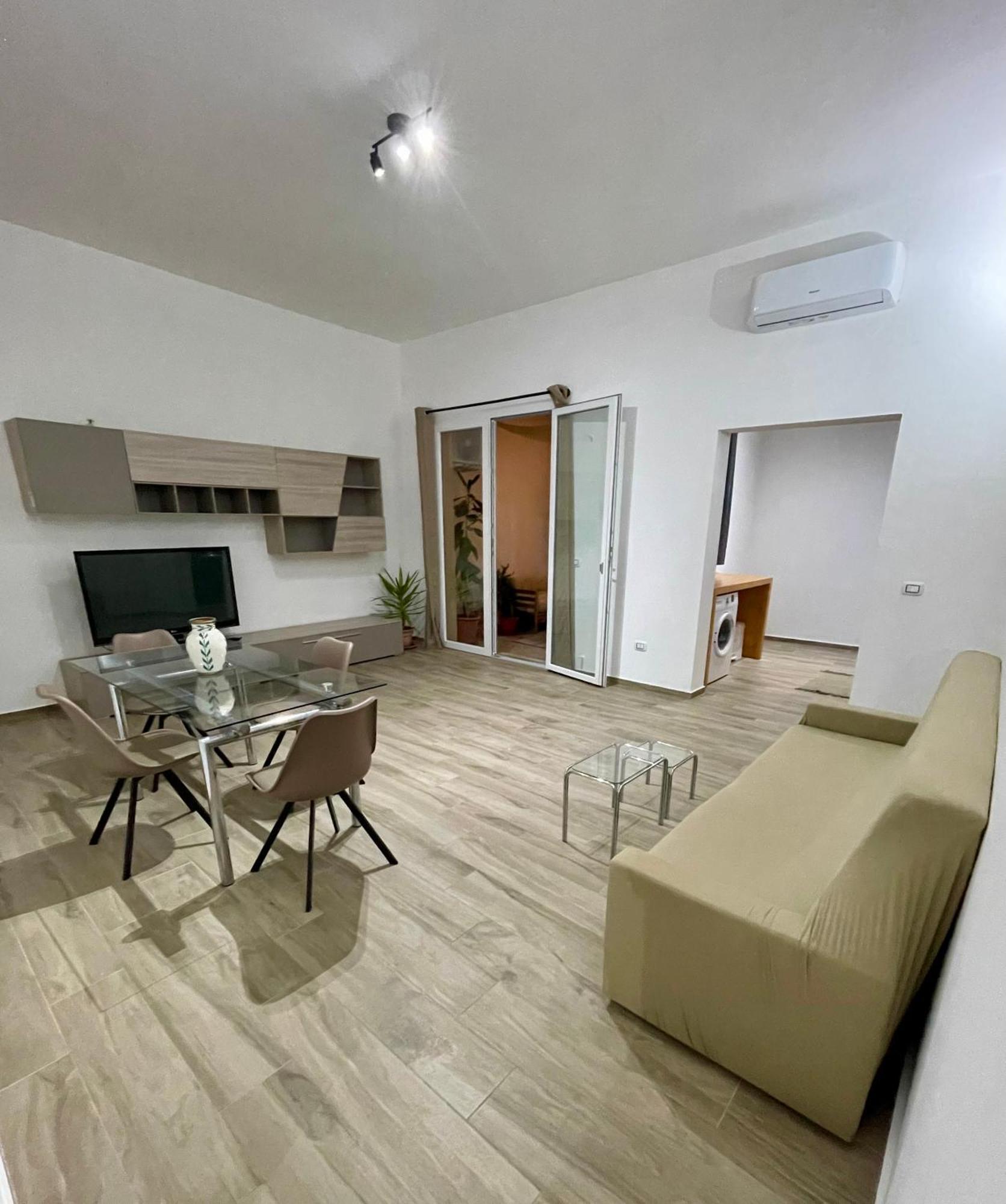 Cristina Home San Pietro Vernotico Kültér fotó
