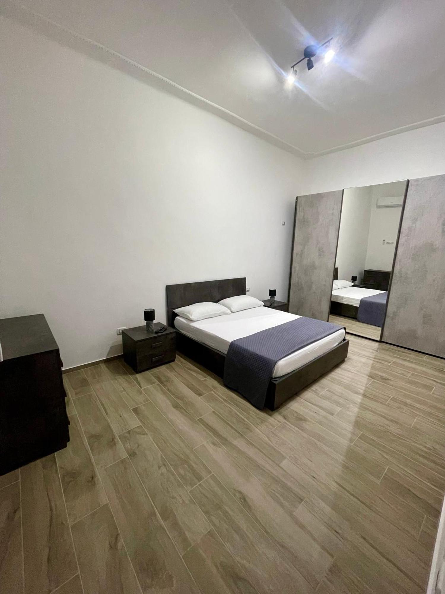 Cristina Home San Pietro Vernotico Kültér fotó